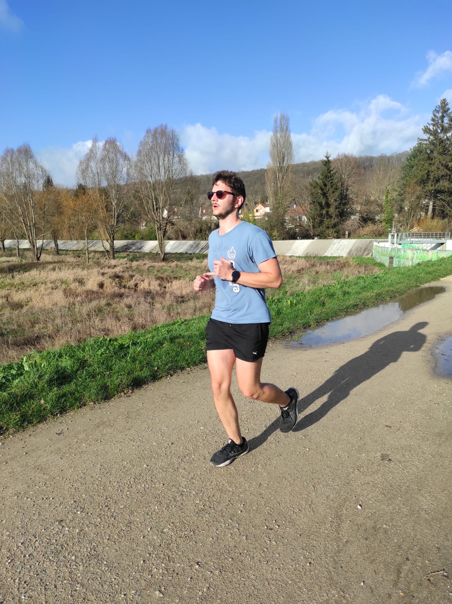 Lucas Devigne ostéopathe à massy et pratiquant de course à pied